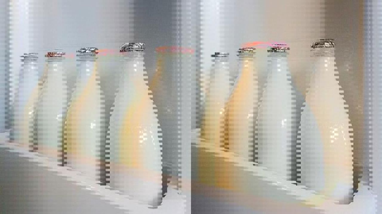 Sütü buzdolabı kapağına koyanlar dikkat